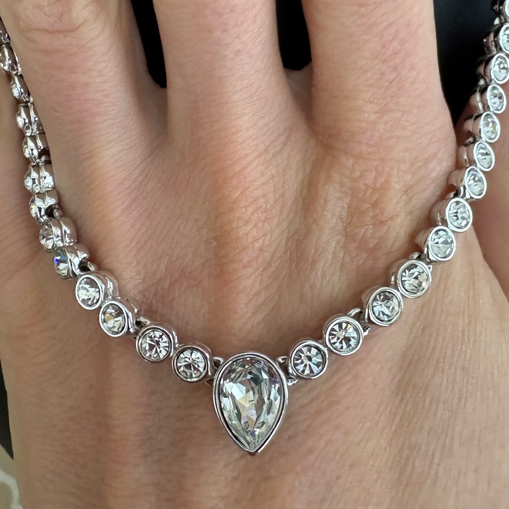 Silver Crystal Teardrop Necklace - Clear Sparkle